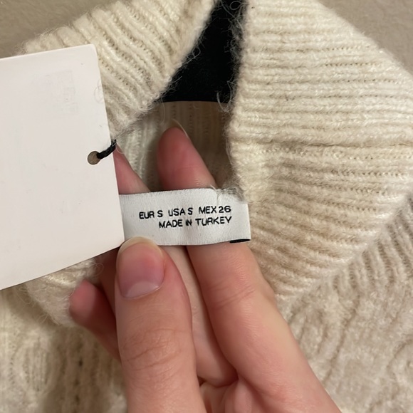 ✨NWT✨ Ruffled High Collar Knit Sweater - Picture 6 of 6